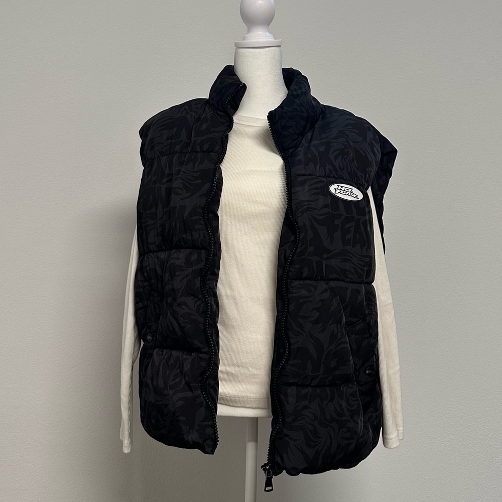 H&M “No Fear” Puffer Vest | Black + Navy | Medium